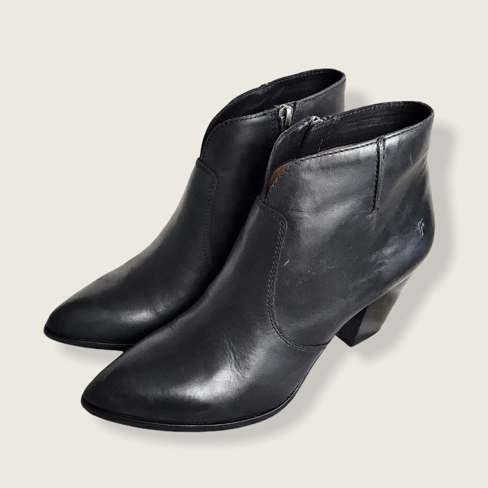 Frye Jennifer Leather Black Casual Ankle Booties - Picture 12 of 13